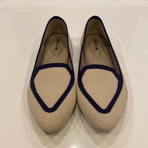 The Blackbird Washable Flats LIKE NEW
